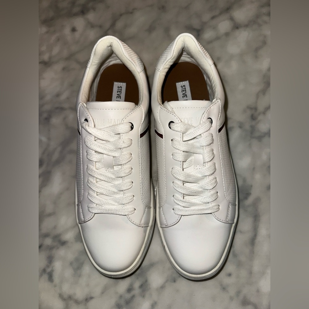 Steve Madden Classic White Men's Sneakers